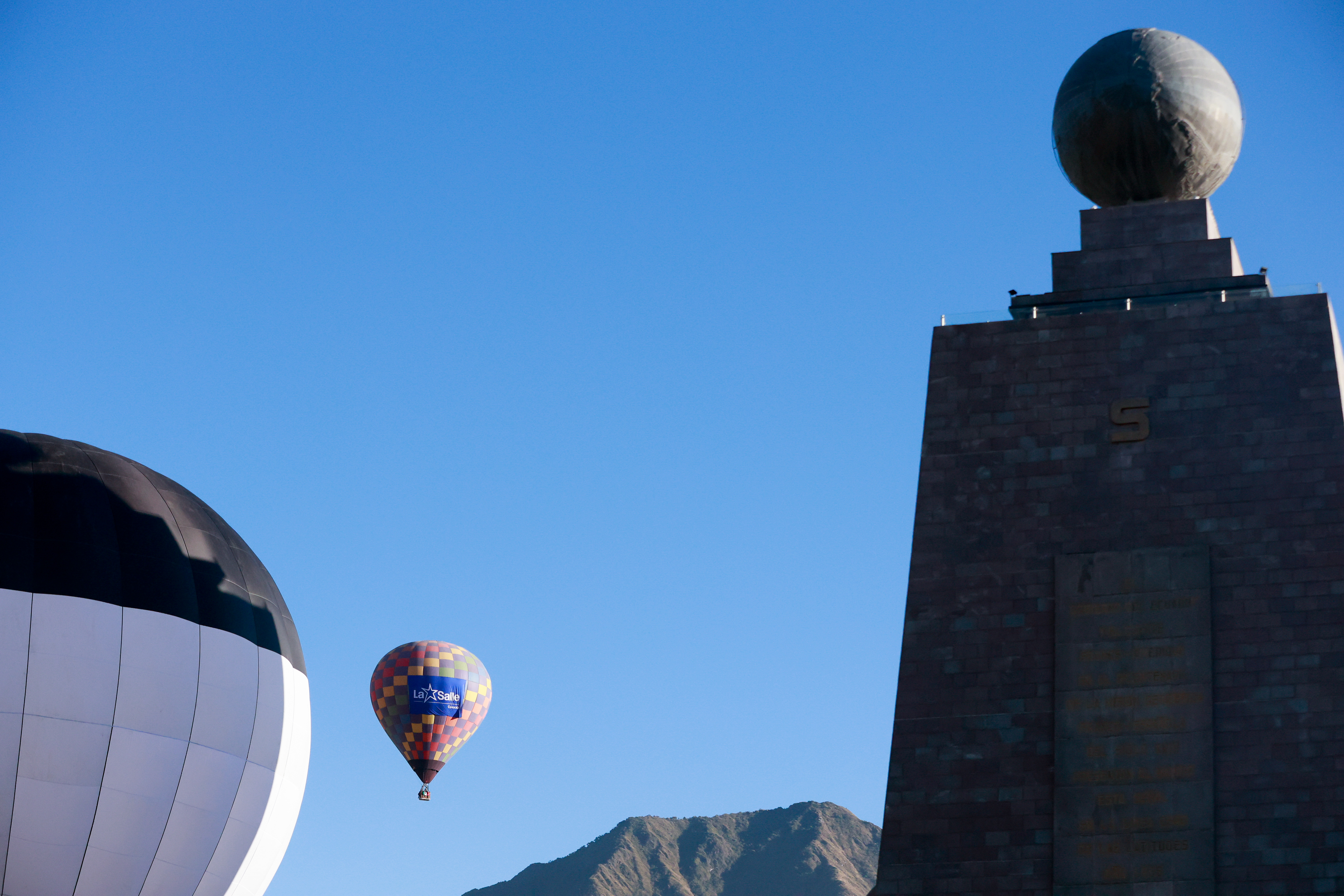 Miniatura de FESTIVAL-GLOBOS-8616.jpg